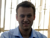 Навальному снова грозит тюрьма