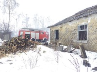 Рятувальники ліквідували пожежу в нежитловому будинку