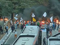 Сторонники Русеф вышли с протестами по всей стране