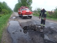 Рятувальники ліквідували пожежу скутера