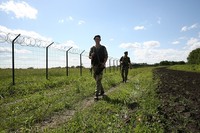 Правоохоронці затримали на Львівщині 5 в’єтнамців, які планували потрапити до ЄС