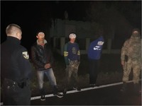 На Закарпатті правоохоронці затримали поблизу кордону  5 правопорушників