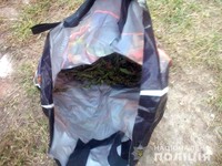 На Рівненщині поліцейські затримали молодика за збут наркотиків
