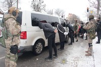 У центрі Житомира поліція затримала групу «домушників» 