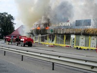 Київська область: вогнеборці ліквідували пожежу в торговому центрі