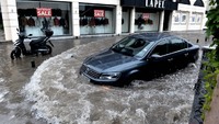 На греческую Магулу неожиданно обрушилось наводнение