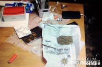 На Хмельниччині поліцейські затримали рецидивіста, який займався збутом наркотиків