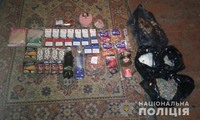 Станичанські поліцейські затримали грабіжників, які пограбували місцевий магазин