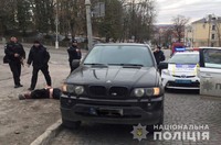 У Кам’янці-Подільському поліцейські затримали групу вимагачів з Чернівців