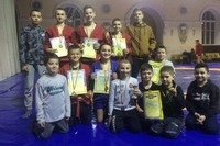 Чотири золотих медалі привезли юні вінничани з чемпіонату боротьби з самбо