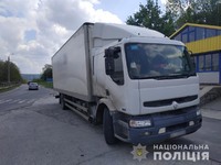 У Новодністровську поліція викрила незаконне перевезення спирту