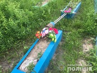 На місці злочину поліція затримала 14-річного підлітка, який на кладовищі пошкодив 60 пам’ятників