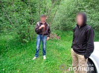 У жителя Путильщини поліція вилучила нелегальну зброю