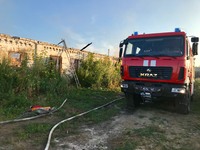 Черкаський район: рятувальники ліквідували пожежу у виробничому цеху