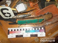 На Кам’янщині черкаські поліцейські  вилучили зброю та наркотики