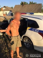 Черкаські поліцейські затримали чоловіка, який намагався вбити своїх дітей