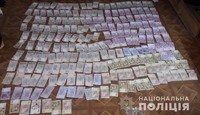 Заліщицькі поліцейські затримали зловмисника, який викрав з чужого будинку 90 тисяч гривень