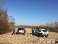 Поліцейські Рожнятівщини оперативно розшукали викрадений автомобіль