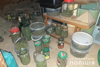 На Черкащині поліцейські вилучили велику кількість марихуани, яка планувалася для збуту наркозалежним особам