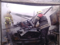 Широківський район: вогнеборці ліквідували пожежу в гаражі з автомобілем всередині