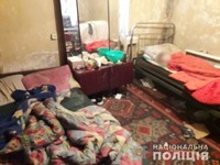 На Харківщині поліцейські вилучили з родини двох хлопчиків, які проживали в неналежних умовах