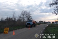 У Запорізькій області поліцейські встановлюють обставини ДТП за участі автобусу та автоцистерни