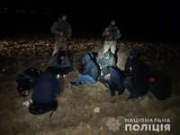 На Берегівщині поліція затримала провідників нелегалів