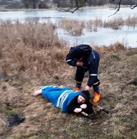 Попільнянський район: бійці ДСНС врятували чоловіка, який провалився в крижану річку