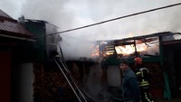 Березнівські вогнеборці ліквідували пожежу у приватному господарстві та врятували свійських тварин