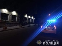 Прикарпатські поліцейські оперативно затримали чоловіка, який здійснив розбійний напад