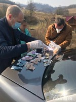 На Воловеччині поліцейські викрили двох жінок на крадіжці з каплички
