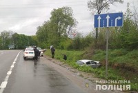 Поліцейські Львівщини розслідують обставини ДТП, внаслідок якої травмувалась пасажирка автомобіля