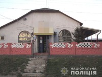 Поліцейські затримали жителя Кореччини за спричинене поранення шиї родичу