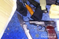 На Черкащині поліцейські виїхали на сімейний конфлікт, а вилучили  у жителя Христинівського району зброю та набої