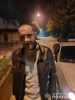 У Львові поліцейські викрили зловмисників, причетних до розбійного нападу на власника помешкання