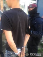 В селищі Дубове на Тячівщині  поліцейські затримали двох наркозбувачів