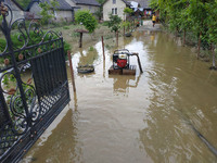 Інформація про перебіг ліквідації наслідків повені в населених пунктах басейну річки Дністер станом на 26.06.2020