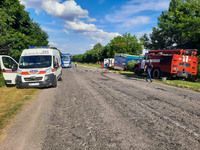На Вінниччині рятувальники деблокували чоловіка з понівеченого внаслідок ДТП автомобіля