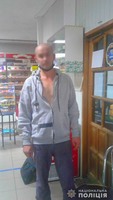 У Володимир-Волинському поліцейськими охорони на «гарячому» затримали зловмисника, який в ночі обікрав продуктовий магазин