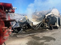 Баранівський район: ліквідовано пожежу в будівлі цеху з виготовлення деревних пелетів