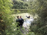 Бориспільський район: рятувальники дістали тіло потопельника з озера