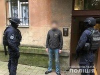 Поліцейські Івано-Франківщини розшукали і затримали зловмисника, який обікрав офіс журналістів