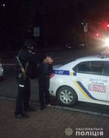 У Черкасах поліцейські охорони затримали любителя дармових ґаджетів