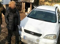 За викрадення автівки поліцейські Київщини оперативно затримали жінку 