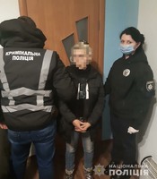 Іршавські поліцейські оперативно затримали зловмисницю, яка пограбувала одиноку пенсіонерку
