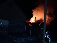 Старосамбірський район: вогнеборці ліквідували пожежу в дерев’яній літній кухні