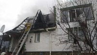 Рятувальники ліквідовували пожежу житлового будинку в селі Пнів Надвірнянського району