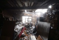 Смт Чернігівка: рятувальники ліквідували пожежу у надвірній споруді