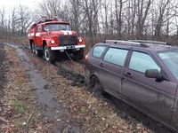 Впродовж доби бійці ДСНС Кіровоградщини надали допомогу водіям семи транспортних засобів