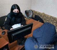 У Дрогобичі слідчі повідомили про підозру місцевому мешканцю,  який скоїв низку крадіжок з магазинів